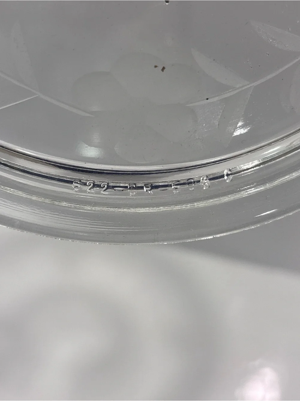 Clear Glass Lidded Pyrex vintage casserole - Floral Etch